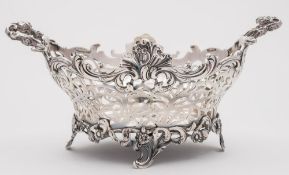 An Edward VII silver basket, maker William Comyns & Sons, London,