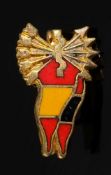 A Spanish Falangist enamel lapel pin:, of a crossed quiver and double pendant flags, unsigned,
