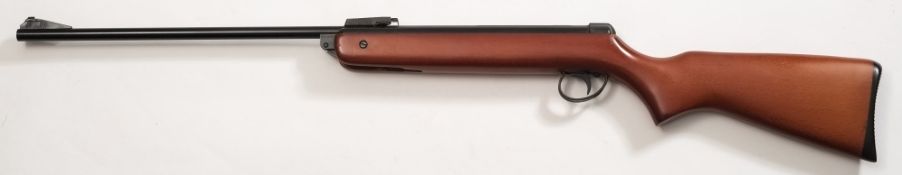 A BSA 'Meteor' .22 air rifle: serial number TH44321.