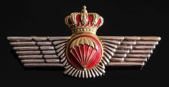 A Spanish Paratrooper's gilt and enamel jump wings/badge:,