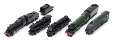A Hornby Mainline No R322 green 4-6-2 Class A3 4472 'Flying Scotsman' locomotive and tender