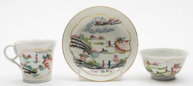 A Worcester (Chamberlain's) famille rose trio: painted in the 'Stag Hunt' pattern, circa 1792-5,