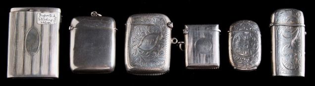 A George V silver vesta case, maker Joseph Gloster Ltd, Birmingham, 1910: initialled,