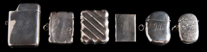 A Victorian silver vesta case, maker Deakin & Francis Ltd, Birmingham, 1900: initialled and crested,