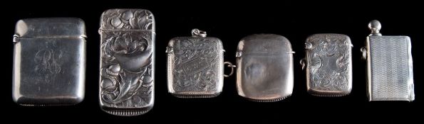 An Edward VII silver vesta case, maker E.G.