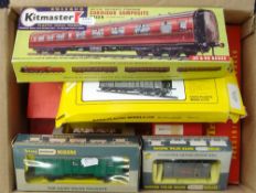 A small collection of various Wrenn, Tri-ang and Hornby rolling stock:.