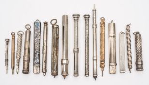 A Victorian combination propelling pen/pencil by S Mordan & Co, London:,
