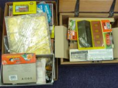 A collection of Peco, Hornby and other railway:.