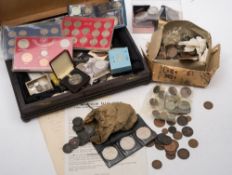 An accumulation of GB and World coins:, VR to ERII including some USA etc.