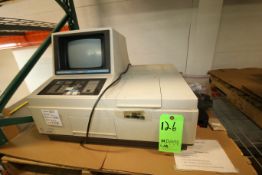 Beckman Spectrophotometer, Model DU-7, S/N D-7938