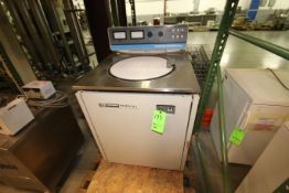 Dupont Instruments/Sorvall RC-5 Super Speed Refrigerated Centrifuge, Model RC-5, S/N 7600656, 208