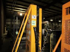 Wil-Lift Personal Lift 400LB Capacity (0ne occupant + 200 LBS, Battery Operated and comes with 12