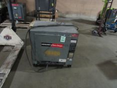 Hobart Battery Charger, 208 240/480V, 18.5/16/6 Amps, 601-725 AMPS in 8 hours. (Located in Iowa)**