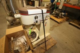 Middleby Marshall Titan 20 Qt. Mixer, Model 620, S/N CRS-6255 with .5 hp Motor, 115 V includes (2)