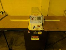 Autobox Box Maker - Cutter System, Model 1000, S/N AL 95 624, 220/240 V, Single Phase