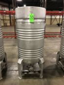 Sharpsville 410 Liter S/S Container, with 14.9 PSI Working Pressure, with Top Manway, and 2.5