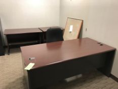 (3) Desks Chair and 4 Drawer Black Metal Filing Cabinet Rigging Cost: $35