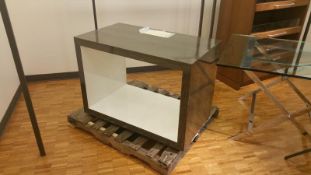 Tiger Striped White Lined Cube