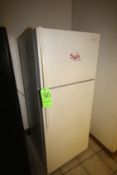 Whirlpool Double Door Refridgerator/Freezer, White in Color
