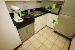 L-Shape Counter Top, Includes a Whirlpool S/S Dish Washer and S/S Sink, Counter Dims.: 7' L x 44