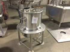100 Liter Eagle Stainless Steel Tank on stand - Alloy T316-LL with clamped on lid and several