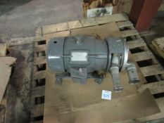 Stainless Steel high volume dynamic pump with parallel inlet/outlet 2.5