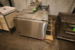 CaptiveAire S/S Hood System, Aprox. Dims.: 4’ L x 3 ½’ W