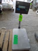 Kubota 150 kg Max Digital Platform Scale (Note: Control Panel has Broken Base) EUR 10.00 Euro