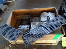 Rolls Wide Belt Plastic Conveyor Chain EUR 15.00 Euro Rigging & Loading Fee. Additional Packaging