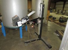 Minnesota Automation Pneumatic Versapply robotic vacuum pick and place robotic assembly arm on