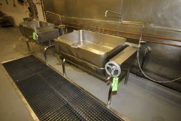 Groen Type Tilting Braising Pan, Natural Gas, Pan Dimensions Aprox. 41