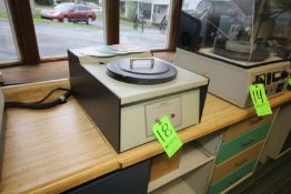 Buehler Ecomet Polisher/Grinder, Cat No. L9-1502, S/N 204-M-555, with 8