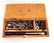 Simplex Blosta bolt threadmakers, size no.5 and no.