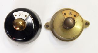 GWR vacuum brake gauge and two other items, possibly signal buttons,