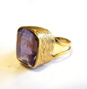 Gold and amethyst ring,