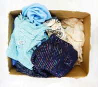 Quantity sundry scarves,