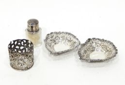 Pair of late Victorian silver bonbon dishes with open fretwork borders,