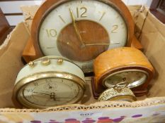 Smith's mantel clock, in walnut case,