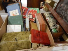 Quantity of books on vintage games, vintage cards, little bridge marker,