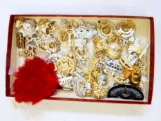 Assorted replica cap badges,