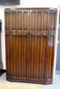 Mid 20th century oak two-door wardrobe,