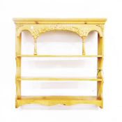 Pine open shelf plate-rack 