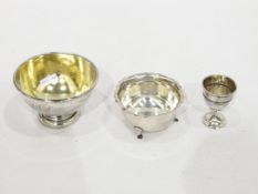 Silver circular bowl, Birmingham 1902, another silver circular bowl and a silver eggcup, approx.