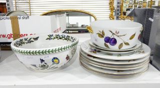 Large Portmeirion 'Botanic Garden' fruit bowl, a Royal Worcester 'Evesham' casserole dish (no lid),