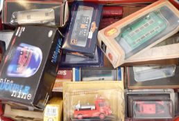 Quantity of diecast collectors vehicles including EFE, Corgi 999, various loose vehicles, etc.