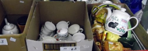 Abbeydale 'Duffield Derbyshire' part coffee service, a Grosvenor part tea service,