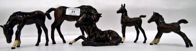 Five Beswick brown model foals (5)