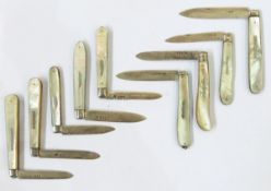 William IV silver and mother-of-pearl folding fruit knife, Sheffield 1832,