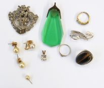 White metal & pearl brooch,