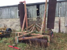 Cambridge Rolls Edlington 6.3m hydraulic folding rolls Location: Market Rasen, Lincolnshire